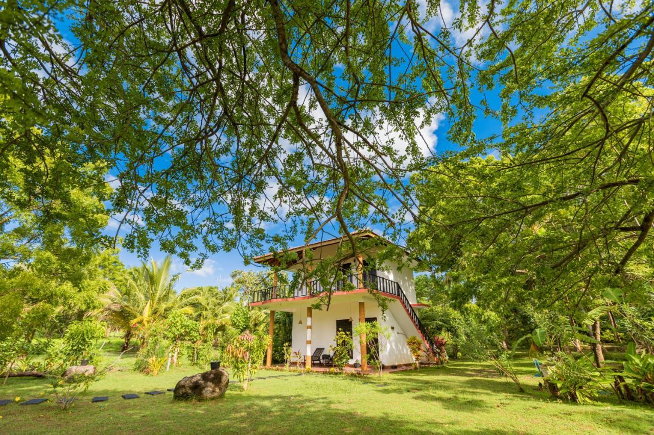 Rock Violet Lakefront Cabanas & Restaurent Tangalle Luaran gambar